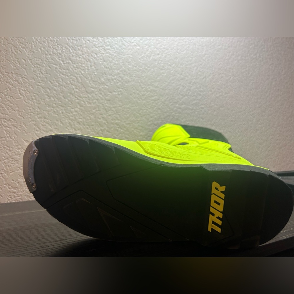 THOR Blitz XP Youth Motocross Boots Size 6 Yellow Blue - Picture 10 of 10